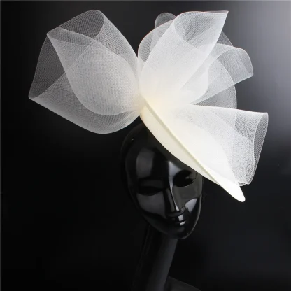 Disc Cocktail Hat with Decorative Mesh Design - Image 3