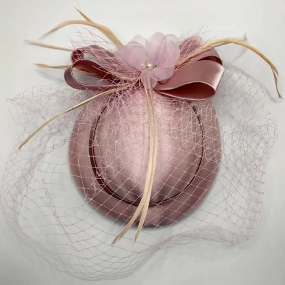 Retro Clip-on Fascinator with Elegant Design - Image 11